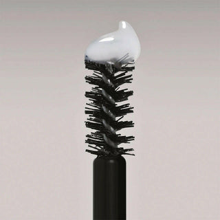 Close-up of the precision applicator for Mirabella Pro Sculpt Clear Brow Gel, perfect for easy and precise brow grooming.